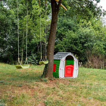 וילה Beautiful Eden With Pool And Jacuzzi Immersed In The Vegetation